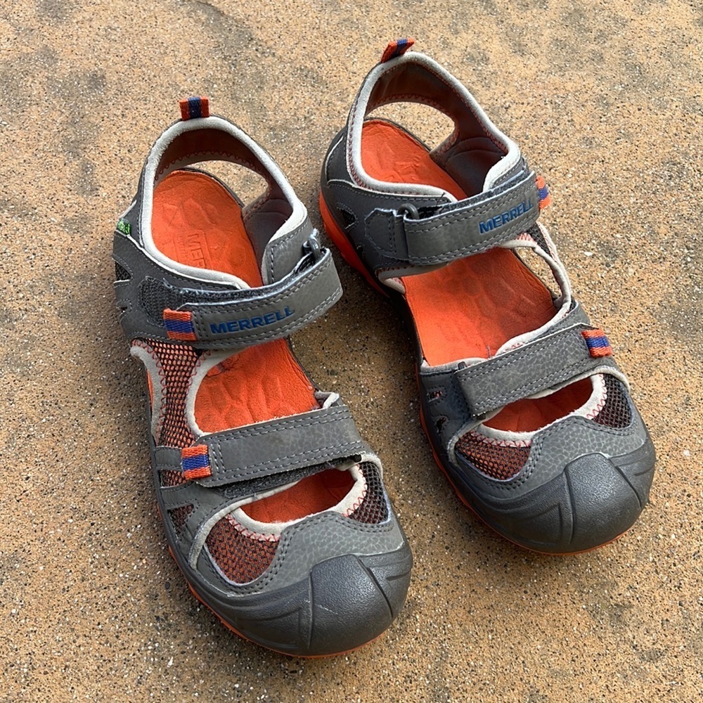 💚Merrell Rapid Hydro Big Kids Velcro Sandal Size 5